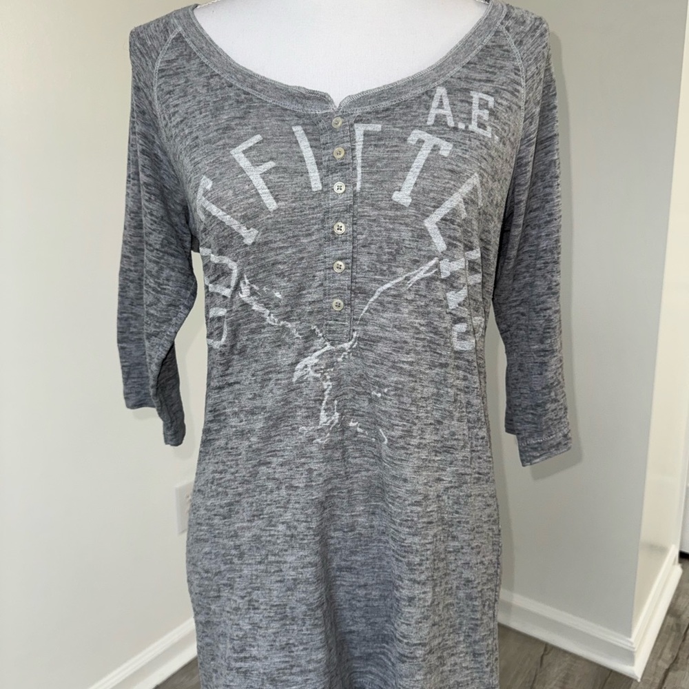 Vtg American Eagle‎ Grey Graphic Henley Shirt Women’s Size Large 3/4 Sleeve